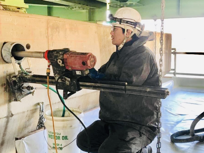 先輩社員と一緒に業務を行います!